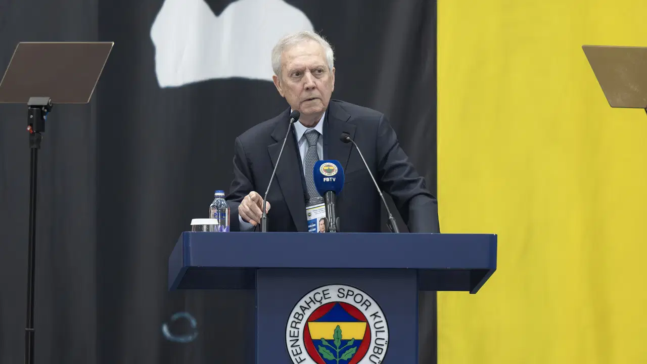 aday-oldugunu-duyurmustu-aziz-yildirimin-teknik-yonetici-ve-futbol-yoneticisi-tercihi-asik-r-oldu-Vm7VPqMB.jpg