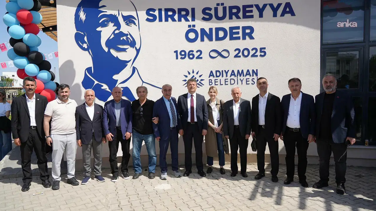 adiyamanda-sirri-sureyya-onder-parki-ve-okuma-salonu-acildi-KCLgjc1b.jpg