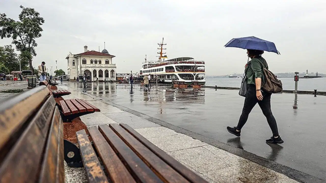 akom-istanbul-icin-tarih-verdi-saganak-yagmur-gecislerine-karsi-uyari-J5Dlnzf8.jpg
