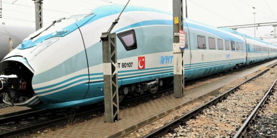 ankaradaki-yuksek-hizli-tren-kazasi-davasi-ertelendi-m8sFynAC.jpg