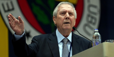 aziz-yildirimdan-fenerbahce-derneklerine-ve-taraftara-beraberlik-cagrisi-gecmiste-yasanan-kirginliklari-bir-kenara-koyalim-q6xnZEbV.jpg