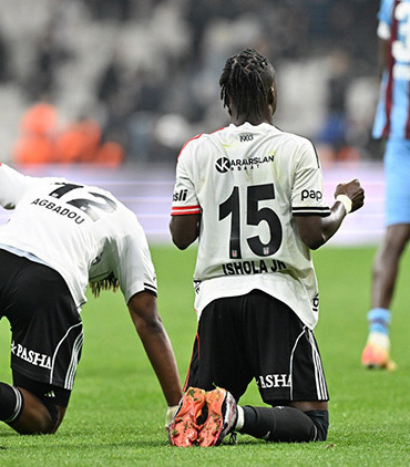 besiktasta-sezon-istikrarsiz-ve-kupasiz-gecti-34-futbolcuyla-yollar-ayrildi-Px21BLCT.jpg
