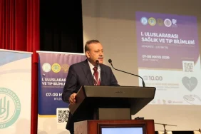 bitlis-eren-universitesinde-saglik-ve-bilim-bulusmasi-i-uluslararasi-saglik-ve-tip-bilimleri-kongresi-EwnH9diX.webp