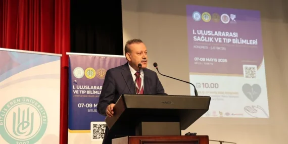 bitlis-eren-universitesinde-saglik-ve-bilim-bulusmasi-i-uluslararasi-saglik-ve-tip-bilimleri-kongresi-EwnH9diX.webp