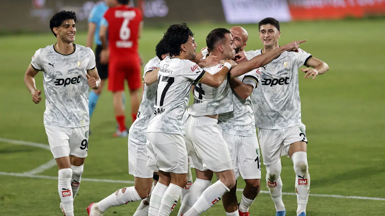 bodrum-fk-corum-fk-karsisinda-avantaji-tek-golle-kapti-RENLEe1R.jpg