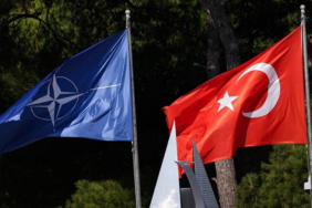 cekyada-ankaradaki-nato-zirvesine-kimin-katilacagi-konusundaki-anlasmazlik-suruyor-QdOGpBeN.jpg