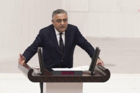 chpli-tanrikulu-akin-gurleke-sordu-aym-ve-aihm-kararlari-meclis-gundeminde-p1XqYLch.jpg
