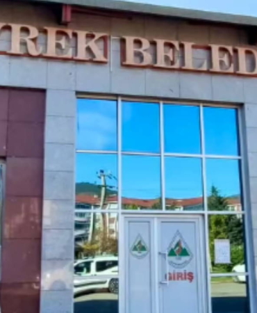devrek-belediyesi-davasinda-ilk-durusma-tamamlandi-eski-baskanin-ev-hapsi-kaldirildi-bdEN7VAm.jpg