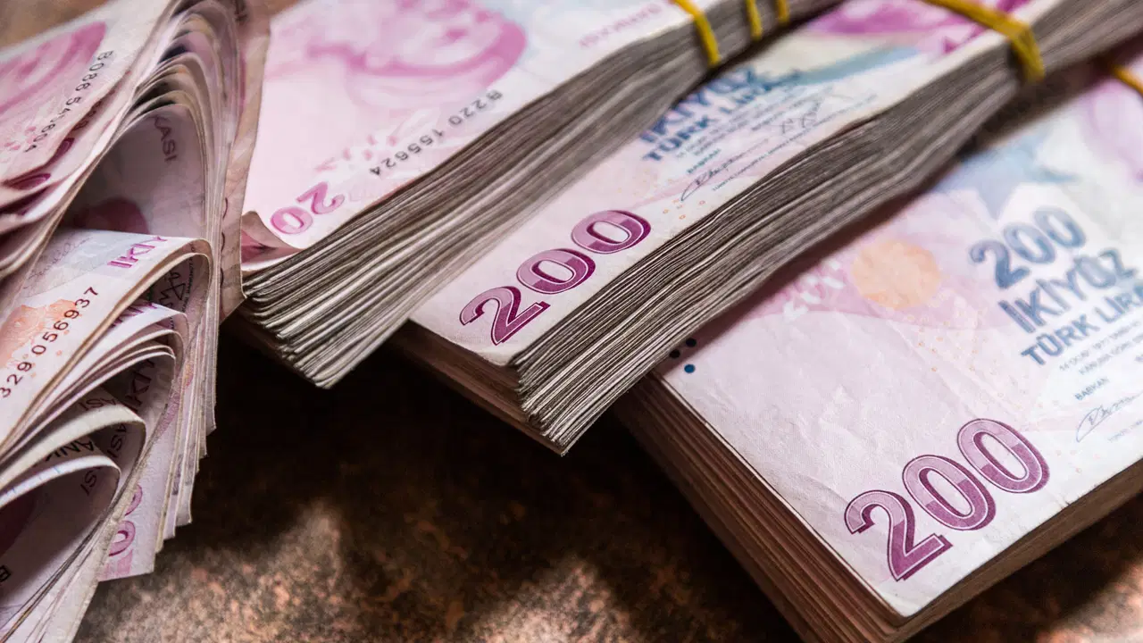 emekli-bayram-ikramiyesi-takvimi-netlesiyor-odemeler-hangi-tarihte-yapilacak-ZIxysqOJ.jpg