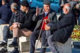 emeklilikte-ek-is-donemi-calisan-emekli-sayisi-6-yilda-3-katina-cikti-PumLrUFP.jpg