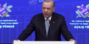 erdogan-turk-milletinin-iyi-bir-anayasa-ozlemi-maalesef-dinmedi-WCP287r6.jpg