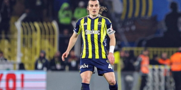 fenerbahcede-sakatlik-kafa-travmasi-gecirdi-ughFasTw.jpg