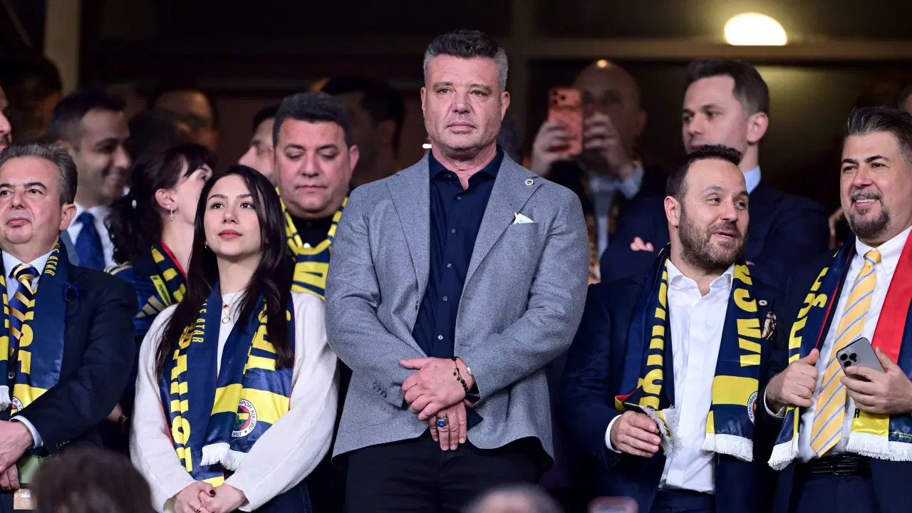 fenerbahceden-12-mayis-paylasimi-khvslwtC.jpg