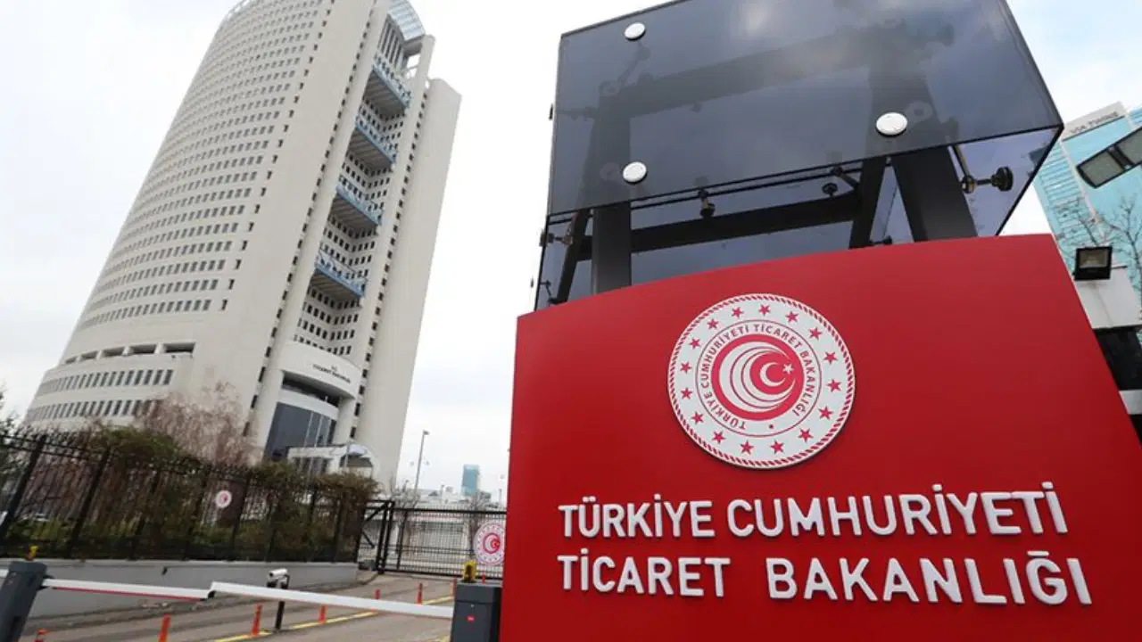 gumruk-muhafaza-ekipleri-4-ayda-342-milyar-lira-degerinde-kacak-esya-ve-uyusturucu-ele-SDwzm4vs.jpg
