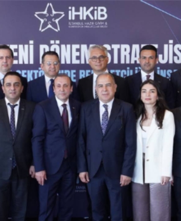 hazirgiyimde-uc-yilda-ihracat-44-milyar-dolar-geriledi-maliyet-yuzde-567-artti-tekstilde-destek-P2P72xRj.jpg