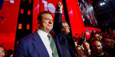 imamoglu-ve-ozelden-rize-mitingine-cagri-jQaUVvEn.jpg