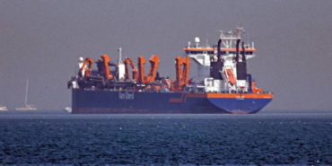iran-umman-korfezinde-petrol-tankerine-el-koydu-wbXblivZ.jpg