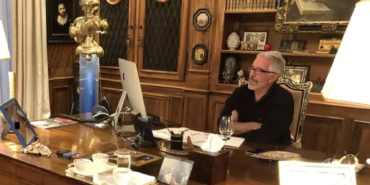 jeffrey-epsteinin-ofisindeki-tablo-satisa-cikarildi-b1uka8Hw.jpg
