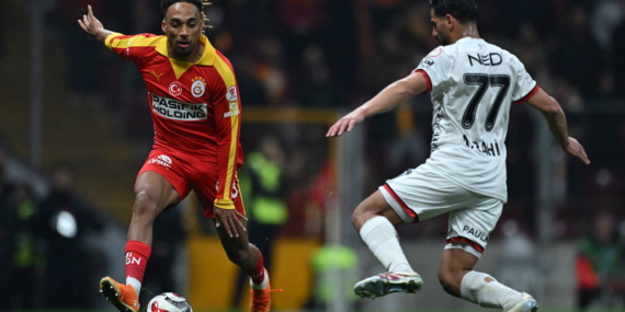kiralik-olarak-takimina-katmisti-galatasaraydan-sacha-boey-karari-71z9GmuE.jpg