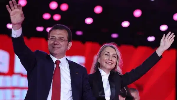 ozgur-kelam-ve-ozgur-secimler-ugruna-gayret-imamoglu-ciftine-ozgurluk-savascisi-mukafati-E5aZZwpi.jpg