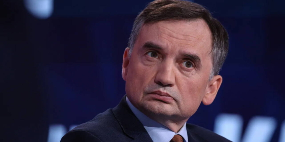 polonyanin-eski-adalet-bakani-ziobronun-abdye-kacti-iddiasi-u4U5ydsg.jpg