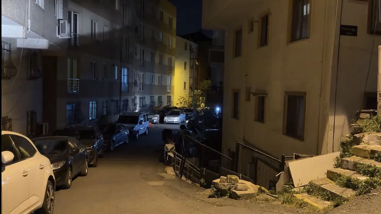 sislide-erkek-siddeti-ates-acti-mermer-parcalari-kadini-yaraladi-Fj4UTOWm.jpg