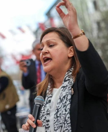 son-dakika-akpye-gececegi-iddia-ediliyordu-chpden-burcu-koksal-karari-kesin-ihrac-talebiyle-disipline-1JF1uG2x.jpg