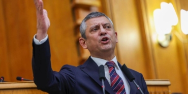 son-dakika-chp-lideri-ozgur-ozelden-muhittin-bocek-ve-burcu-koksal-aciklamasi-4j8eEBgS.jpg