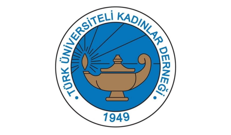 tukdnin-genc-mesaleleri-ataturk-devrimlerini-gelecege-tasiyor-AvsxZ2im.jpg
