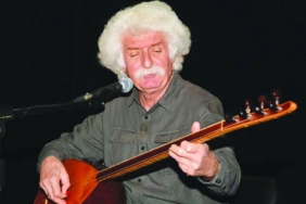 usta-sanatci-sadik-gurbuz-50nci-sanat-yilini-konserlerle-kutluyor-ask-arbede-gurbet-qI8r2jF7.jpg