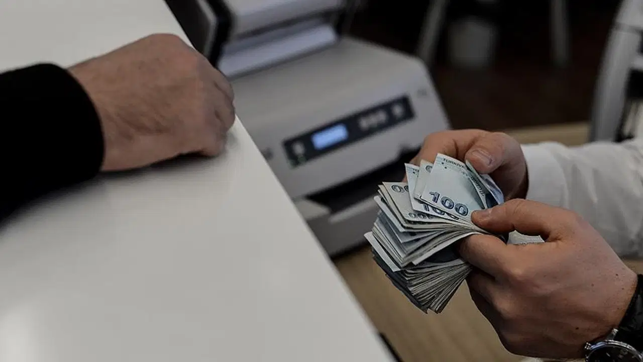 vergi-borclarina-yeni-duzenleme-mecliste-taksit-kolayligi-ve-alacak-limitinde-artis-yolda-nWRC2xaC.jpg