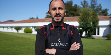 zeki-yavru-futbolu-samsunsporda-birakmak-istiyorum-Lll6m5KN.jpg